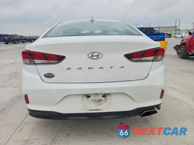 Zdjęcie 6 z 12 samochodu: 2019 HYUNDAI SONATA SEL VIN:5NPE34AF2KH775106 - miniatura