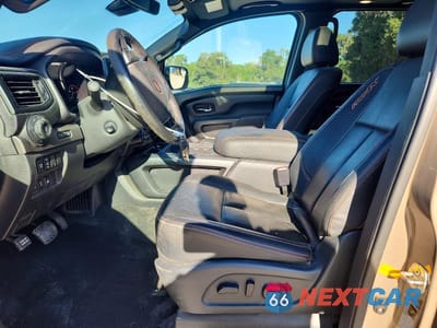 Zdjęcie 7 z 13 samochodu: 2023 NISSAN TITAN SV VIN:1N6AA1ED9PN118853 - miniatura