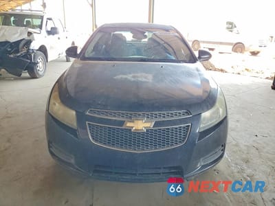 Piąte zdjęcie samochodu w środku: 2013 CHEVROLET CRUZE LT VIN:1G1PC5SB1D7325165 - miniatura