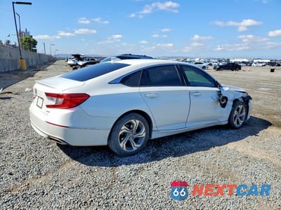 Trzecie zdjęcie samochodu z tyłu: 2020 HONDA ACCORD EXL VIN:1HGCV2F58LA028447 - miniatura