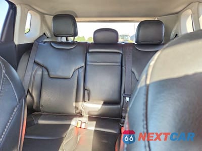 Zdjęcie 10 z 13 samochodu: 2019 JEEP COMPASS LIMITED VIN:3C4NJDCB4KT659728 - miniatura