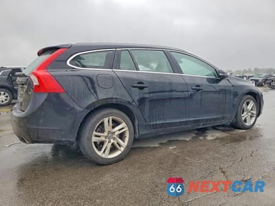 Trzecie zdjęcie samochodu z tyłu: 2015 VOLVO V60 PREMIER+ VIN:YV140MEC8F1210614 - miniatura