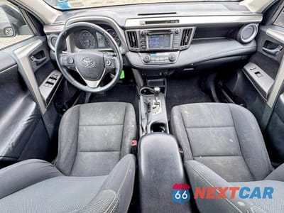 Zdjęcie 9 z 10 samochodu: 2017 TOYOTA RAV4 XLE VIN:2T3RFREV0HW654552 - miniatura