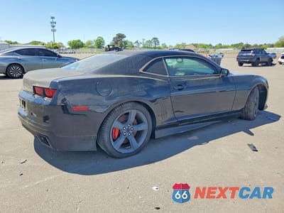 Trzecie zdjęcie samochodu z tyłu: 2010 CHEVROLET CAMARO SS VIN:2G1FK1EJ0A9118982 - miniatura