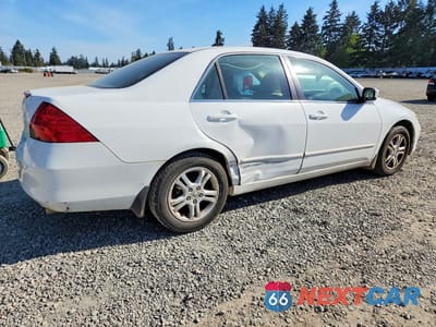 Trzecie zdjęcie samochodu z tyłu: 2007 HONDA ACCORD EX VIN:1HGCM56717A174023 - miniatura