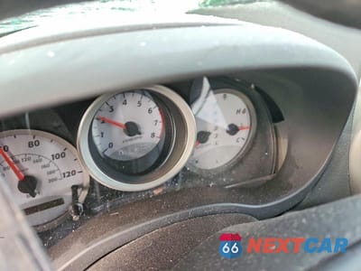 Zdjęcie 9 z 12 samochodu: 2005 TOYOTA RAV4 BASE VIN:JTEHD20V150067269 - miniatura
