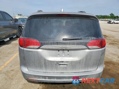 Zdjęcie 6 z 13 samochodu: 2018 CHRYSLER PACIFICA TOURING L VIN:2C4RC1BG4JR163322 - miniatura