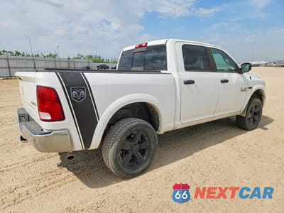 Trzecie zdjęcie samochodu z tyłu: 2016 RAM 1500 VIN:1C6RR7LM7GS333807 - miniatura