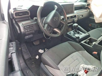 Zdjęcie 8 z 12 samochodu: 2025 TOYOTA TACOMA TRD OFF-ROAD VIN:3TMLB5JN5SM158512 - miniatura