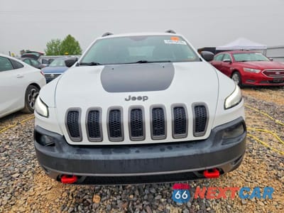 Piąte zdjęcie samochodu w środku: 2016 JEEP CHEROKEE TRAILHAWK VIN:1C4PJMBS2GW299970 - miniatura