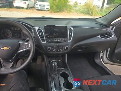 Zdjęcie 9 z 10 samochodu: 2019 CHEVROLET MALIBU LT VIN:1G1ZD5ST3KF193172 - miniatura