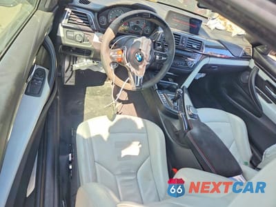 Zdjęcie 8 z 12 samochodu: 2016 BMW M4 VIN:WBS3R9C54GK337292 - miniatura