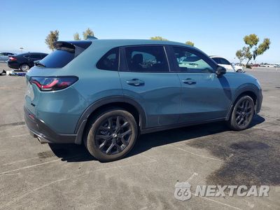 Trzecie zdjęcie samochodu z tyłu: 2023 HONDA HR-V SPORT VIN:3CZRZ2H50PM715726 - miniatura