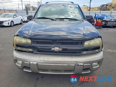 Piąte zdjęcie samochodu w środku: 2003 CHEVROLET TRAILBLAZER VIN:1GNDT13S032322214 - miniatura