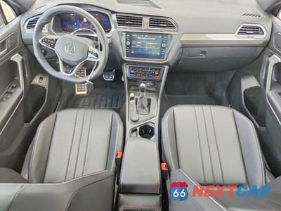Zdjęcie 8 z 13 samochodu: 2024 VOLKSWAGEN TIGUAN SE R-LINE BLACK VIN:3VV8B7AX0RM049292 - miniatura