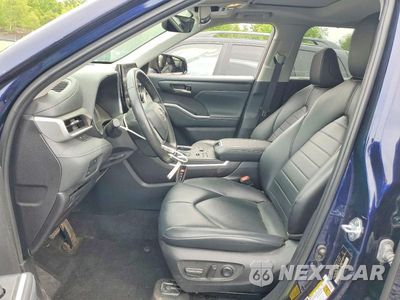 Zdjęcie 7 z 13 samochodu: 2023 TOYOTA HIGHLANDER XLE VIN:5TDKDRBHXPS525899 - miniatura