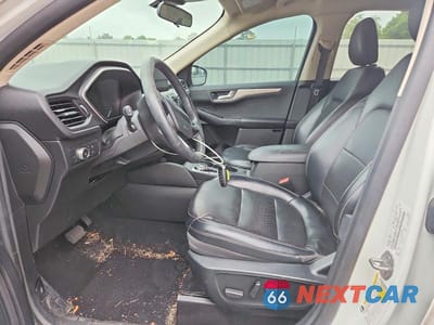 Zdjęcie 7 z 13 samochodu: 2020 FORD ESCAPE SEL VIN:1FMCU0H68LUA94292 - miniatura