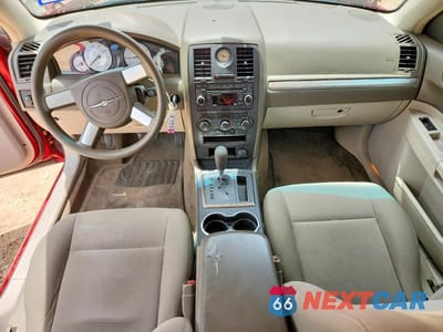 Zdjęcie 8 z 12 samochodu: 2008 CHRYSLER 300 LX VIN:2C3KA43R58H219846 - miniatura