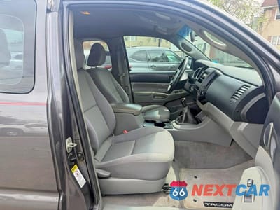 Zdjęcie 8 z 11 samochodu: 2011 TOYOTA TACOMA ACCESS CAB VIN:5TFUX4ENXBX005161 - miniatura