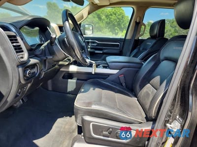Zdjęcie 7 z 13 samochodu: 2021 RAM 1500 LARAMIE VIN:1C6SRFJT1MN751280 - miniatura