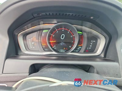 Zdjęcie 9 z 12 samochodu: 2016 VOLVO XC60 T6 PLATINUM VIN:YV449MDM8G2834508 - miniatura