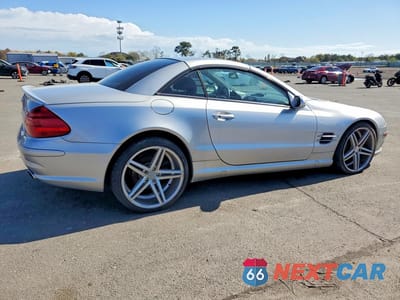 Trzecie zdjęcie samochodu z tyłu: 2003 MERCEDES-BENZ SL 500R VIN:WDBSK75F73F052010 - miniatura