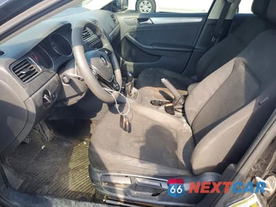 Zdjęcie 7 z 13 samochodu: 2016 VOLKSWAGEN JETTA SE VIN:3VWB67AJ9GM413904 - miniatura