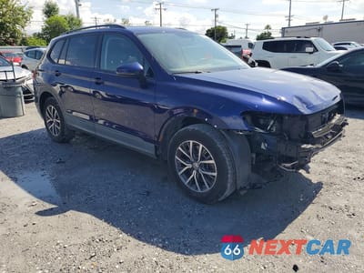 Czwarte zdjęcie samochodu z boku: 2021 VOLKSWAGEN TIGUAN S VIN:3VV1B7AX3MM056893 - miniatura