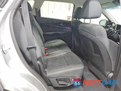 Zdjęcie 11 z 13 samochodu: 2020 KIA SORENTO S VIN:5XYPG4A58LG695600 - miniatura