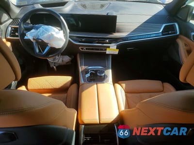 Zdjęcie 8 z 13 samochodu: 2025 BMW X5 XDRIVE40I VIN:5UX23EU0XS9W78386 - miniatura