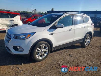 2018 FORD ESCAPE SE 1FMCU0GD0JUC69597 - główne zdjęcie licytacji z USA - miniatura