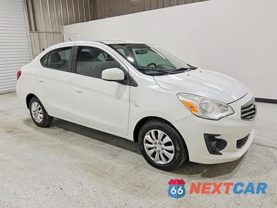Czwarte zdjęcie samochodu z boku: 2018 MITSUBISHI MIRAGE G4 ES VIN:ML32F3FJ7JHF09374 - miniatura