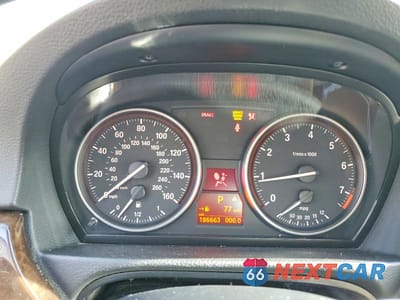 Zdjęcie 9 z 12 samochodu: 2009 BMW 328 I VIN:WBAPH73589A173714 - miniatura