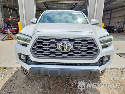 Piąte zdjęcie samochodu w środku: 2021 TOYOTA TACOMA TRD OFF-ROAD VIN:5TFCZ5AN4MX244399 - miniatura