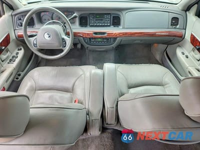 Zdjęcie 8 z 12 samochodu: 2002 MERCURY GRAND MARQUIS LS VIN:2MEFM75W82X615337 - miniatura