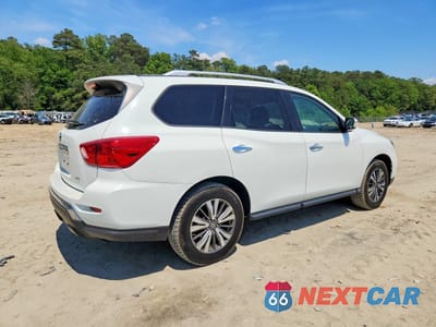 Trzecie zdjęcie samochodu z tyłu: 2017 NISSAN PATHFINDER S VIN:5N1DR2MM3HC691997 - miniatura