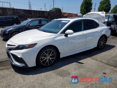 2024 TOYOTA CAMRY HYBRID SE 4T1S31AK2RU077489 - główne zdjęcie licytacji z USA - miniatura