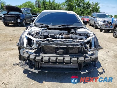 Piąte zdjęcie samochodu w środku: 2022 ACURA TLX TECH A VIN:19UUB6F52NA002983 - miniatura