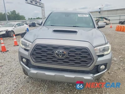 Piąte zdjęcie samochodu w środku: 2020 TOYOTA TACOMA SR5 VIN:5TFDZ5BN2LX054912 - miniatura