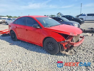 Czwarte zdjęcie samochodu z boku: 2015 CHEVROLET CRUZE LS VIN:1G1PA5SH4F7210427 - miniatura
