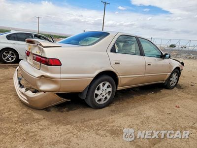 Trzecie zdjęcie samochodu z tyłu: 1999 TOYOTA CAMRY XLE V6 VIN:JT2BF28K6X0149007 - miniatura