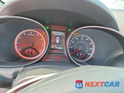 Zdjęcie 9 z 13 samochodu: 2014 HYUNDAI SANTA FE SPORT 2.4L VIN:5XYZUDLB4EG223949 - miniatura