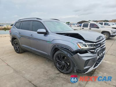 Czwarte zdjęcie samochodu z boku: 2023 VOLKSWAGEN ATLAS SE VIN:1V2JR2CA2PC553024 - miniatura