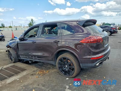Drugie zdjęcie samochodu z przodu: 2017 PORSCHE CAYENNE VIN:WP1AA2A2XHKA91838 - miniatura