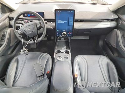 Zdjęcie 8 z 12 samochodu: 2023 FORD MACH E VIN:3FMTK3SU4PMA57068 - miniatura