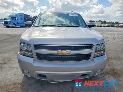 Piąte zdjęcie samochodu w środku: 2007 CHEVROLET SUBURBAN C1500 VIN:3GNFC16087G194465 - miniatura