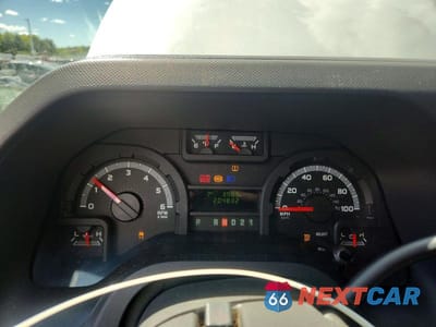 Zdjęcie 9 z 13 samochodu: 2013 FORD ECONOLINE E250 VAN VIN:1FTNE2EW2DDA11712 - miniatura