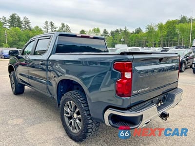 Trzecie zdjęcie samochodu z tyłu: 2020 CHEVROLET SILVERADO K1500 LT VIN:3GCUYDET7LG423467 - miniatura
