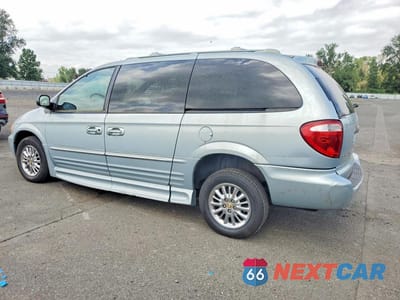 Drugie zdjęcie samochodu z przodu: 2002 CHRYSLER TOWN & COUNTRY LIMITED VIN:2C8GP64L82R550488 - miniatura