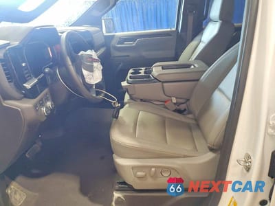 Zdjęcie 7 z 12 samochodu: 2026 GMC SIERRA K1500 SLT VIN:1GTUUDED2TZ217378 - miniatura